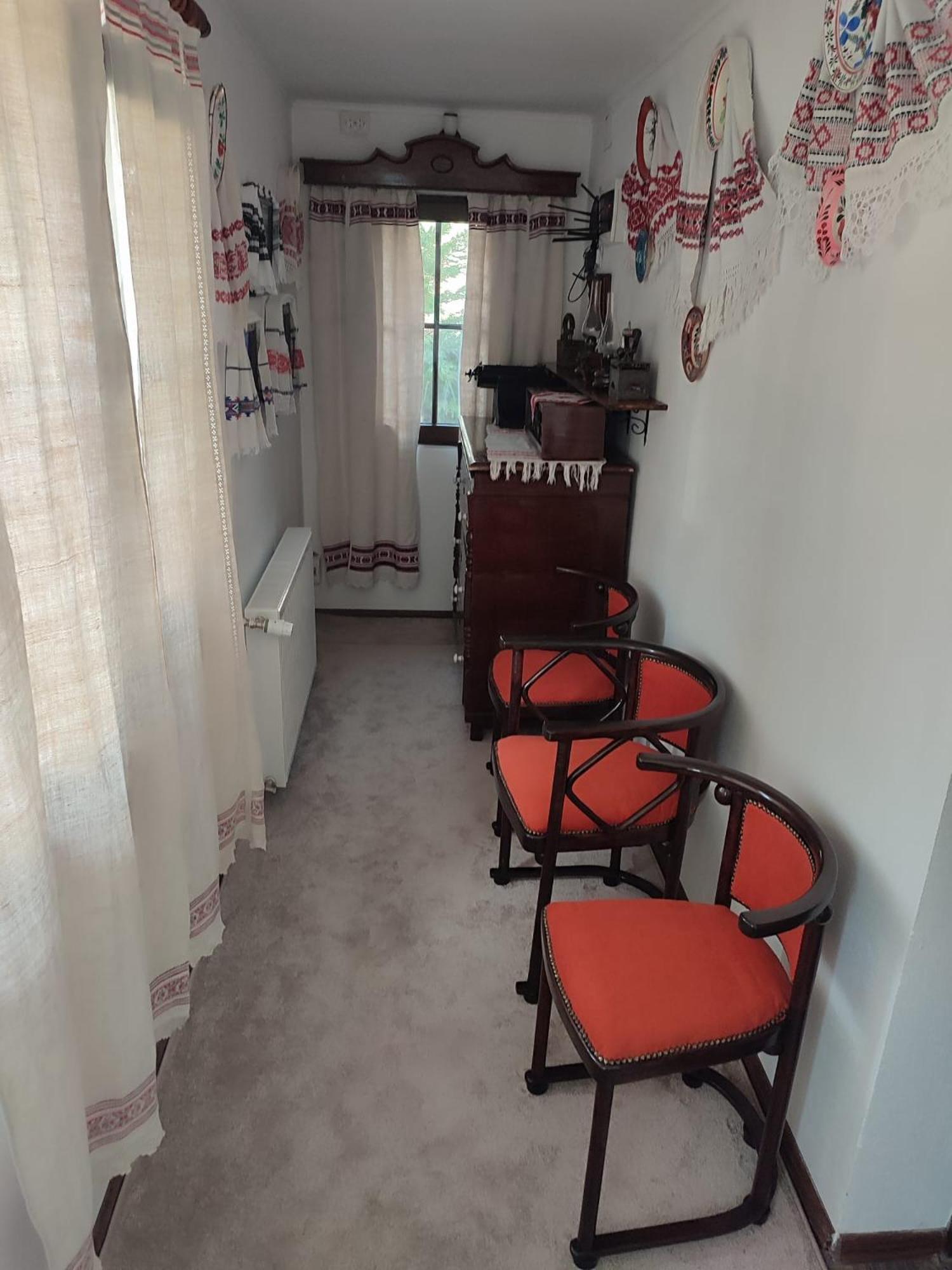 Courtyard Studio Oradea Luaran gambar