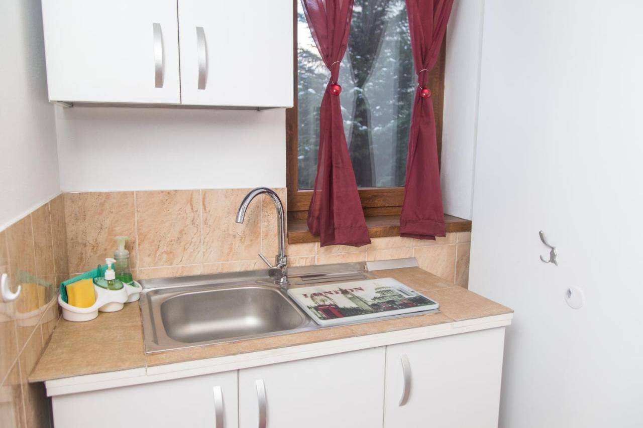 Courtyard Studio Oradea Luaran gambar